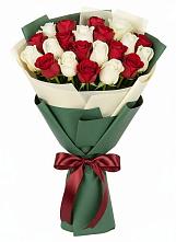 Микс из красных и белых роз в Белгороде Букет Микс из красных и белых роз в Белгороде
