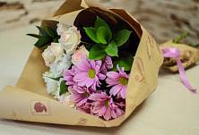 Букет цветов из:  Розы и Хризантемы #REPLACE_PRED# Белгороде