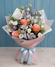 Букет цветов из:  Лизиантусы, Розы, Альстромерии и Гипсофила в Белгороде
